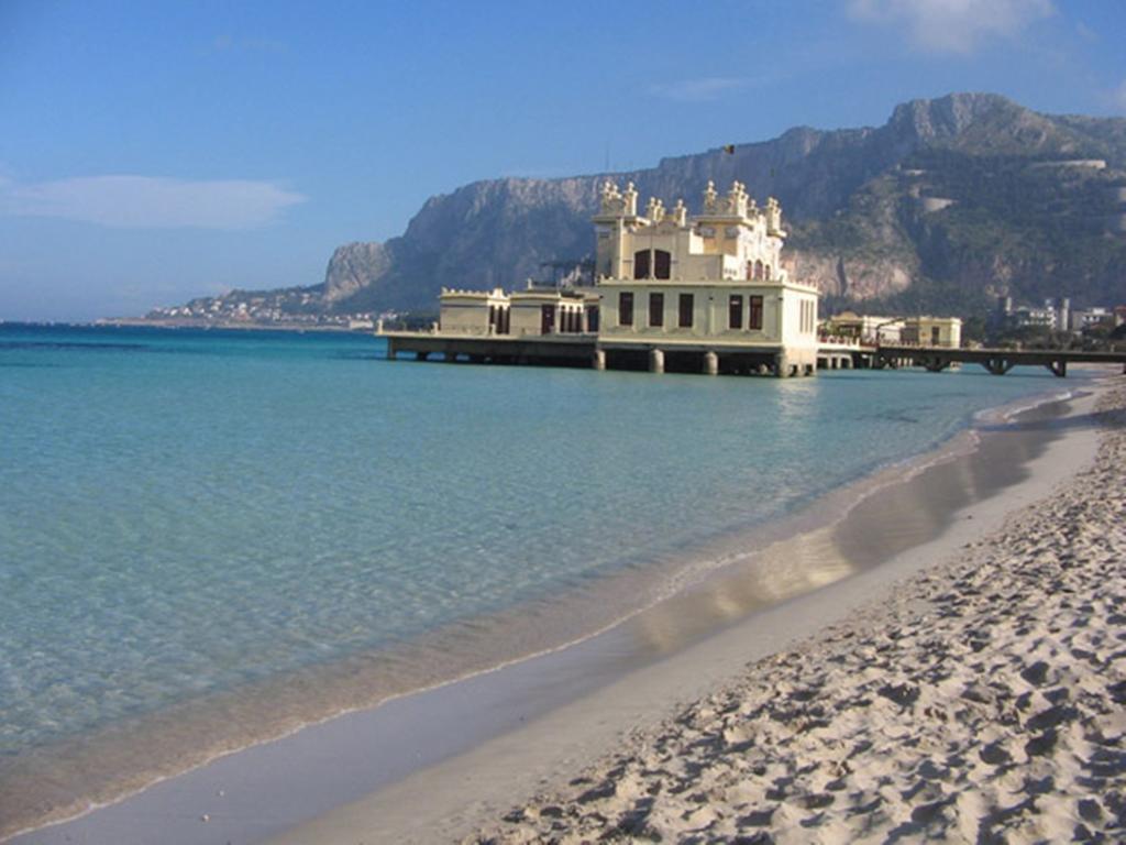 Casa Vacanze Nicole Balestrate Dış mekan fotoğraf